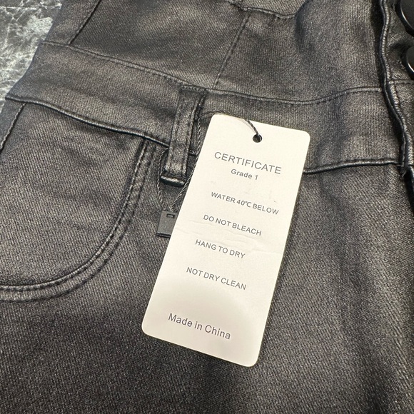Ladies faux leather, skinny slim fit .. black pants… High waisted size small ￼ - Picture 4 of 11